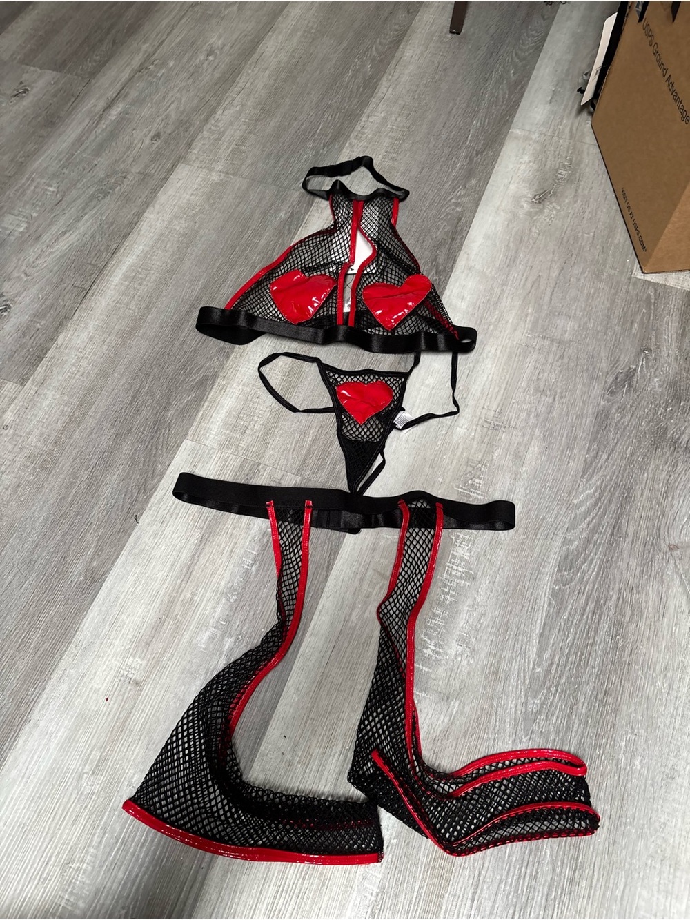 Shirley of Hollywood STRETCH FISHNET AND APPLIQUED HEARTS 3 PIECE SET XL NEW